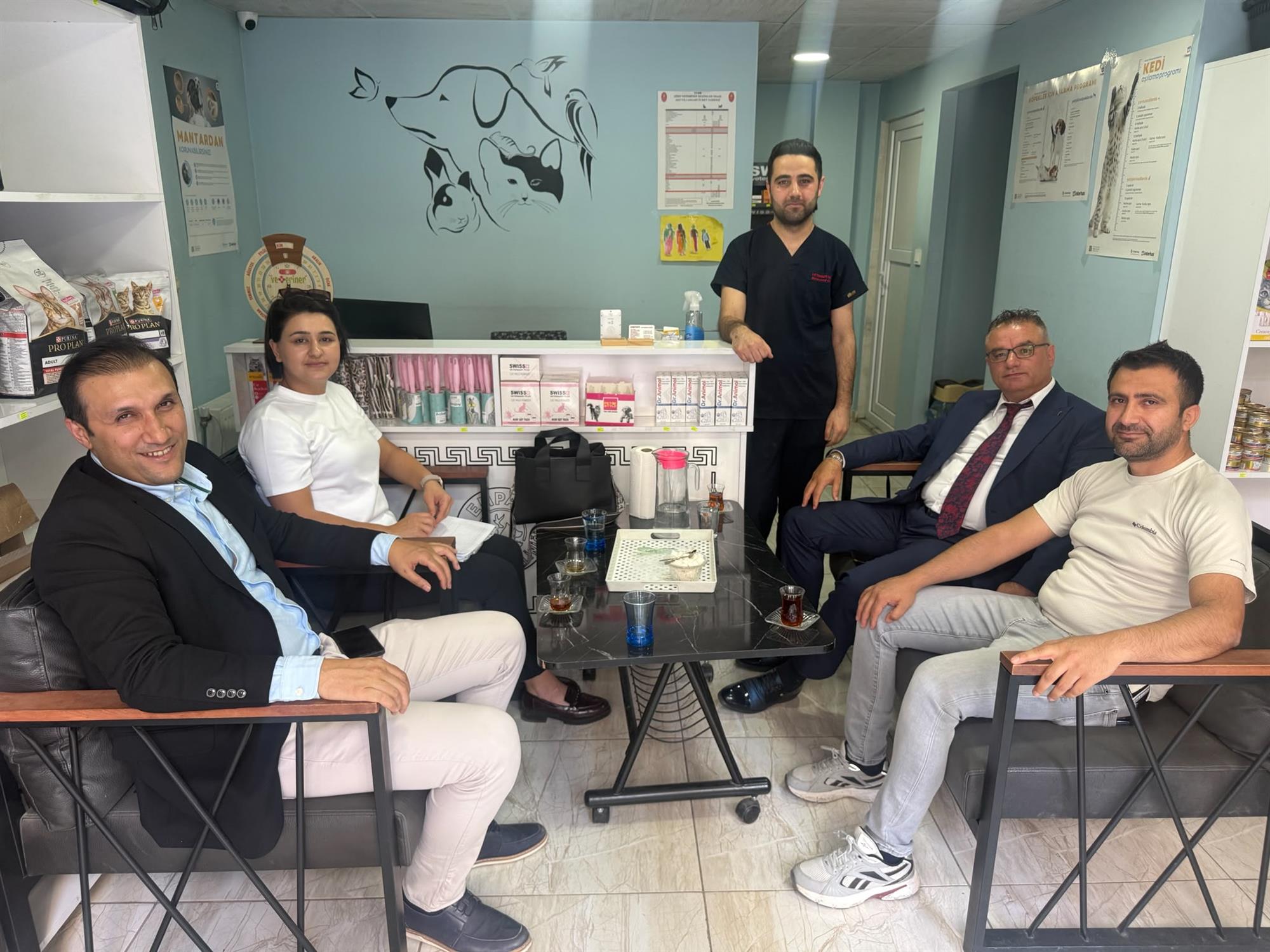 Kalite Güvencesi Kapsamında Veteriner Klinikleri ve Meslek Kuruluşları ile Dış Paydaş Toplantıları Gerçekleştirildi