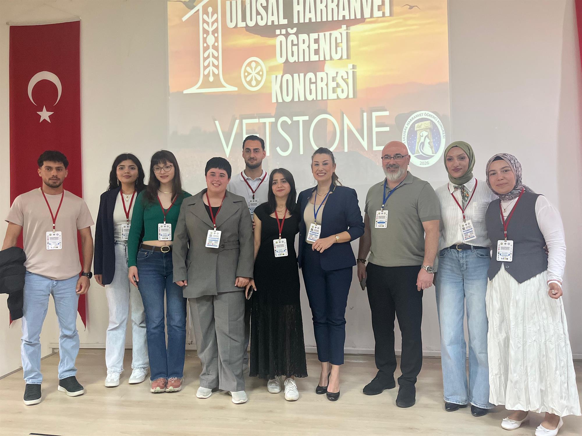 1. ULUSAL HARRANVET KONGRESİ’NE KATILAN ÖĞRENCİLERİMİZİ TEBRİK EDİYORUZ 🎓