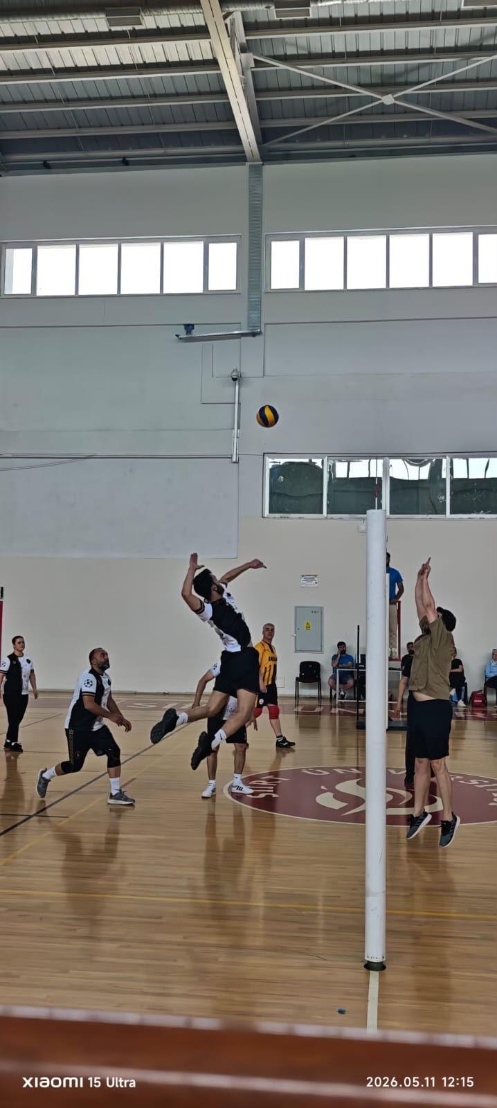 🏆 Veteriner Fakültesi Voleybol Takımımızı Tebrik Ediyoruz